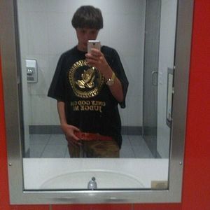 Meet your Posher, Anthony
